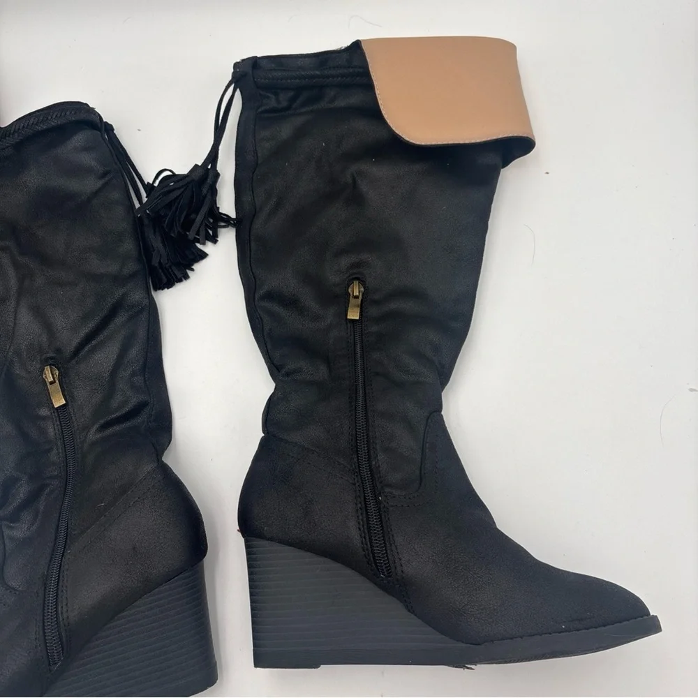 Elegant Black Wedge Boots‎